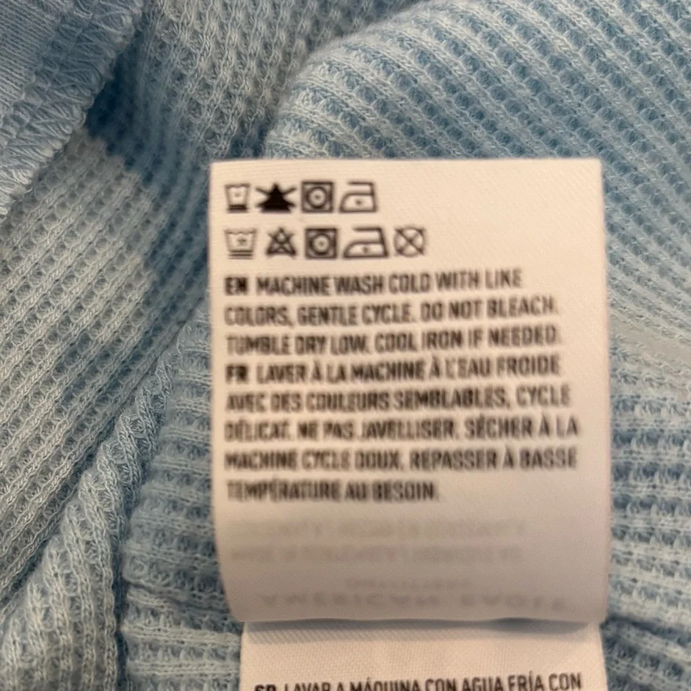 American Eagle Ladybug Babydoll Tee Womens Sz Medium Light Blue Cropped Tank Top - Picture 8 of 8